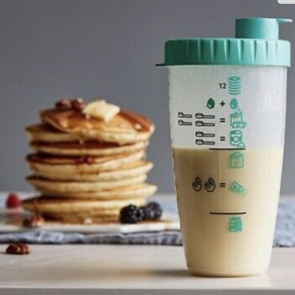 Pampered Chef Dining Pampered Chef Pancake Shaker Bottle Poshmark
